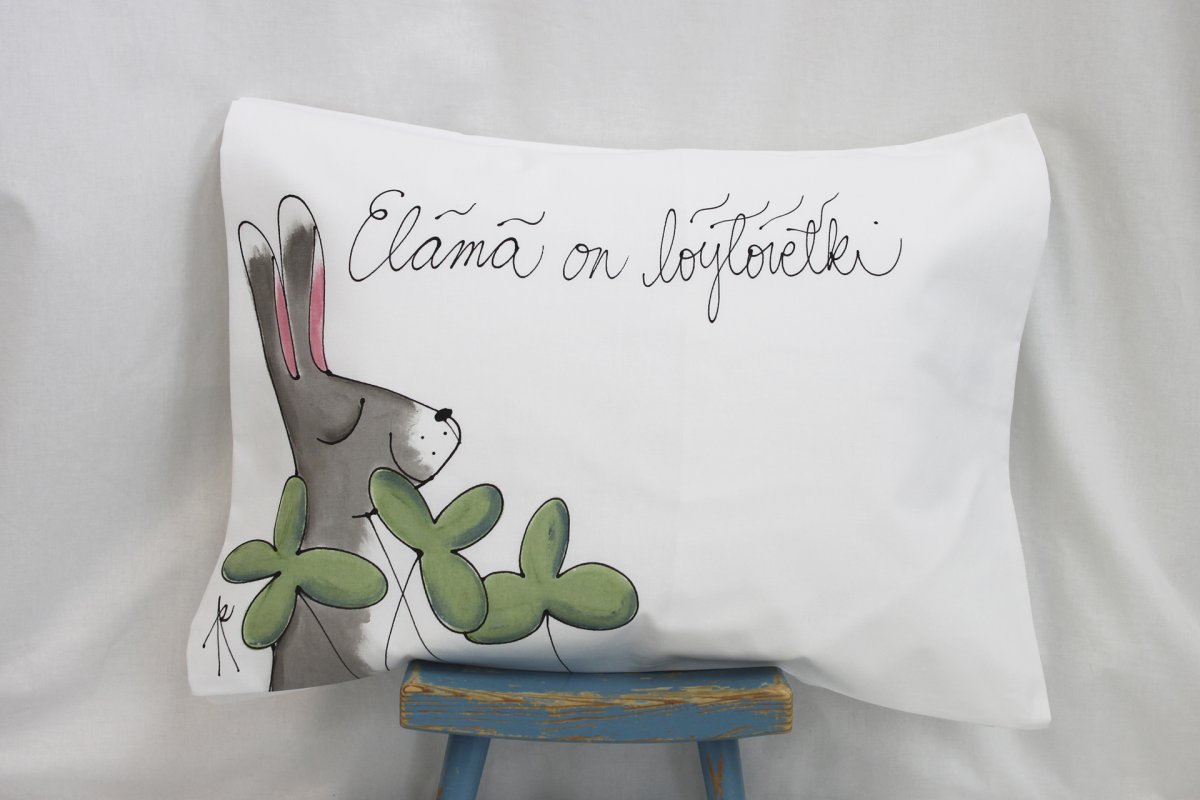 Tyynyliina jänis ja apilat